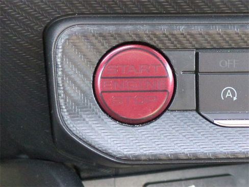 Used 2024 Ford Mustang Premium image 33