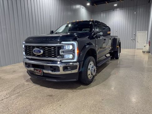 Used 2023 Ford F450 Lariat w/ Lariat Ultimate Package AWD/4WD image 1