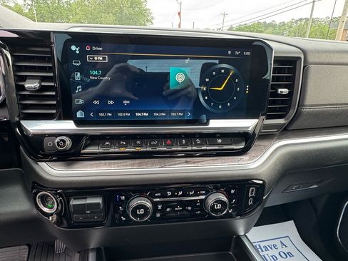 Used 2023 Chevrolet Silverado 1500 LTZ image 29