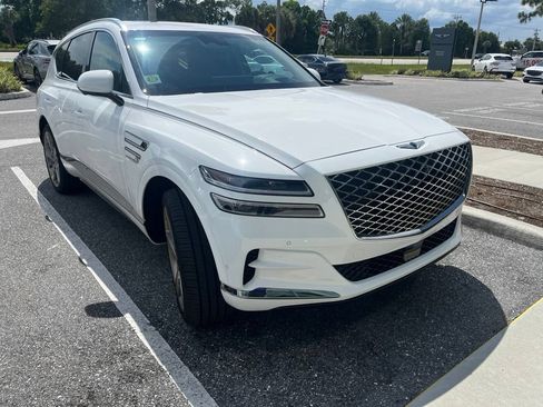 Used 2024 Genesis GV80 2.5T w/ Prestige Package AWD/4WD image 3