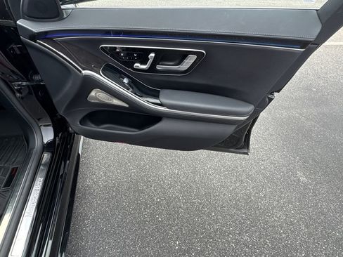 Used 2022 Mercedes-Benz S 500 4MATIC image 14