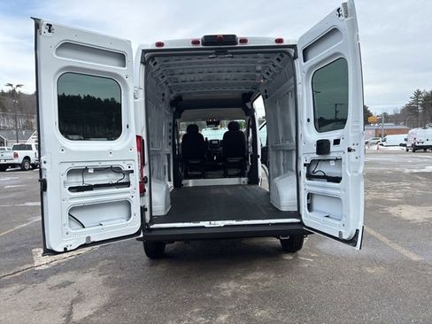 Used 2023 RAM ProMaster 2500 image 24