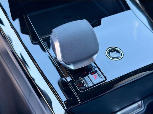 New 2026 Land Rover Range Rover Sport SE image 30