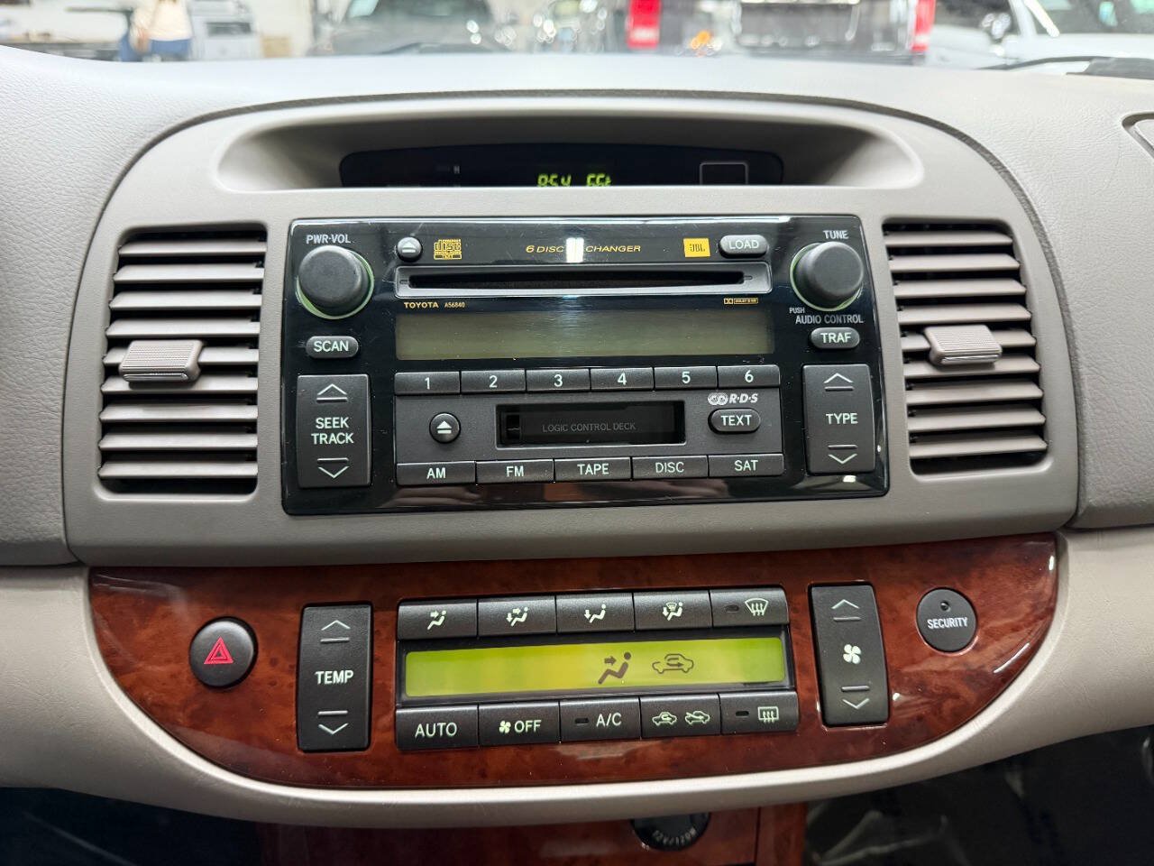 Used 2005 Toyota Camry XLE FWD image 27
