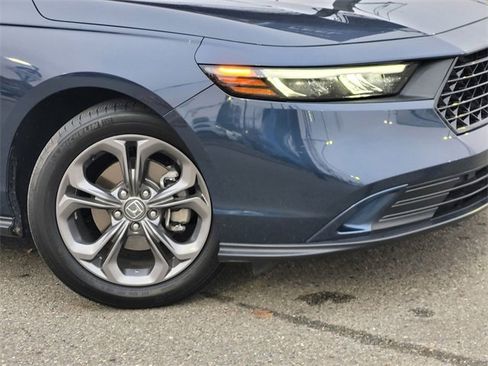 Certified 2024 Honda Accord EX image 9