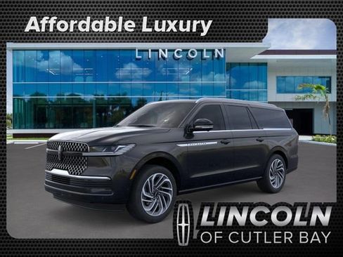 New 2025 Lincoln Navigator L Reserve AWD/4WD image 1