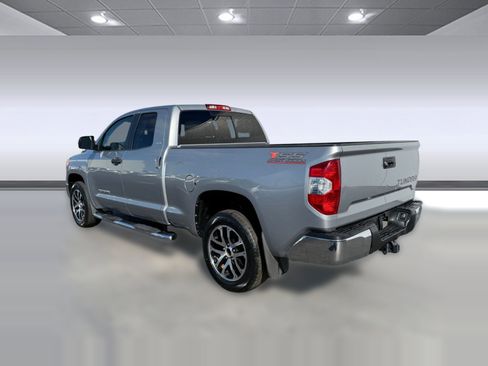 Used 2016 Toyota Tundra SR5 w/ SR5 Upgrade Package image 3