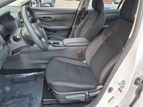 Used 2025 Nissan Sentra S FWD image 14