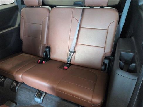 Used 2018 Chevrolet Traverse High Country image 23