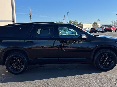 Certified 2023 Chevrolet Traverse LT w/ Midnight/Sport Edition image 4