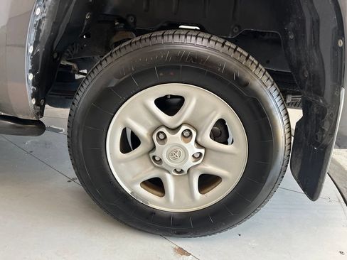 Used 2014 Toyota Tundra SR RWD image 14