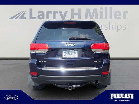 Used 2017 Jeep Grand Cherokee Limited AWD/4WD image 4