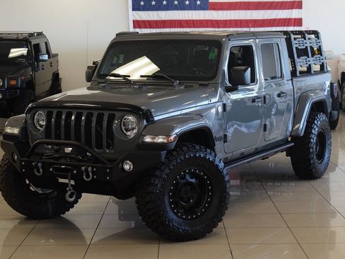 Used 2021 Jeep Gladiator Sport AWD/4WD image 12