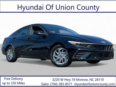 Certified 2024 Hyundai Elantra Blue