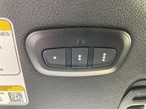 Certified 2024 Jeep Wrangler Willys image 27