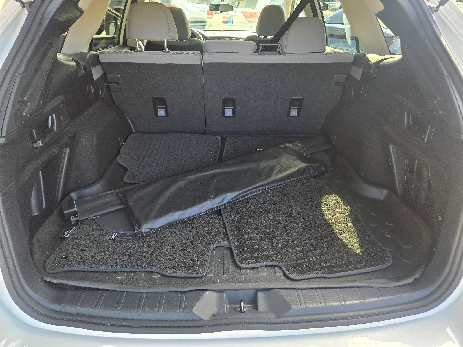 Used 2022 Subaru Outback Premium AWD/4WD image 19