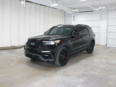 Used 2023 Ford Explorer ST w/ Equipment Group 401A AWD/4WD image 4