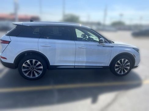 Used 2020 Lincoln Corsair Reserve w/ Elements Package FWD image 7