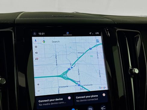 Used 2023 Volvo XC60 B5 Ultimate w/ Climate Package image 14