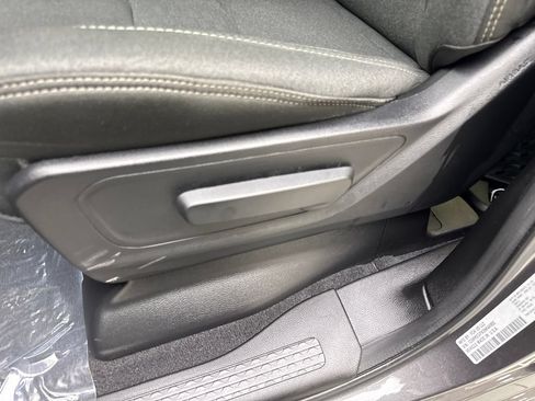 Used 2025 RAM 1500 Tradesman RWD image 31