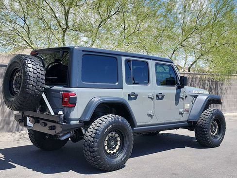Used 2019 Jeep Wrangler Unlimited Rubicon AWD/4WD image 9