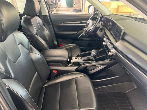 Used 2024 Kia Telluride S AWD/4WD image 19
