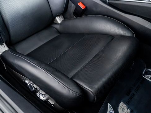 Used 2019 Porsche 911 Turbo w/ Light Design Package image 30