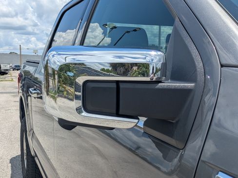 Used 2025 Ford F150 Lariat AWD/4WD image 12