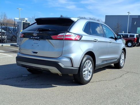 Used 2023 Ford Edge SEL w/ Convenience Package image 7