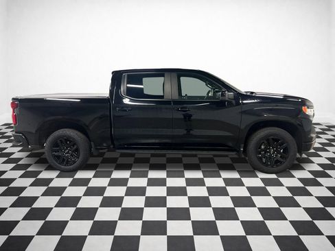 Certified 2022 Chevrolet Silverado 1500 RST w/ Protection Package AWD/4WD image 2