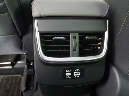 Certified 2025 Subaru Outback Onyx Edition AWD/4WD image 27