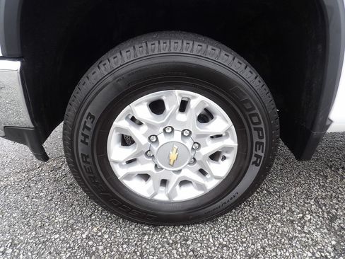 Used 2022 Chevrolet Silverado 2500 LT w/ Convenience Package AWD/4WD image 62