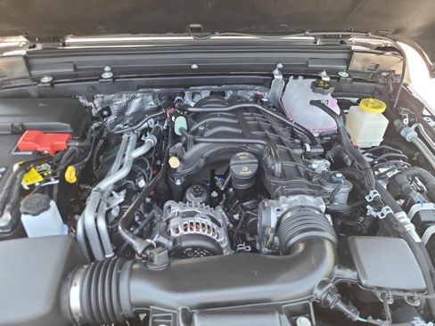 New 2025 Jeep Gladiator High Tide image 16