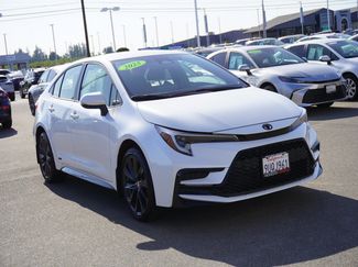 Used 2025 Toyota Corolla SE AWD/4WD video 1