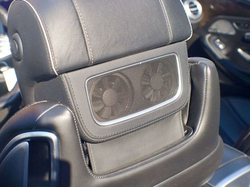 Used 2017 Mercedes-Benz S 550 Cabriolet image 37