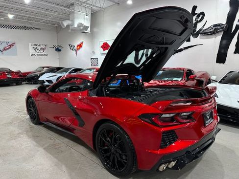 Used 2024 Chevrolet Corvette Stingray Premium Cpe w/ Z51 Performance Package RWD image 29