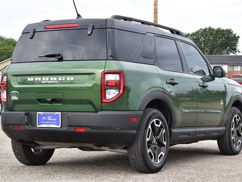Certified 2023 Ford Bronco Sport Outer Banks w/ Tech Package AWD/4WD image 6