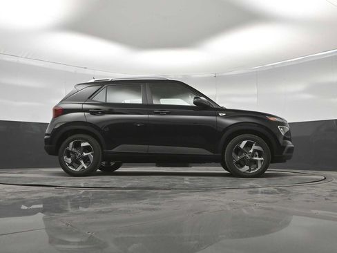 New 2026 Hyundai Venue SEL FWD image 42