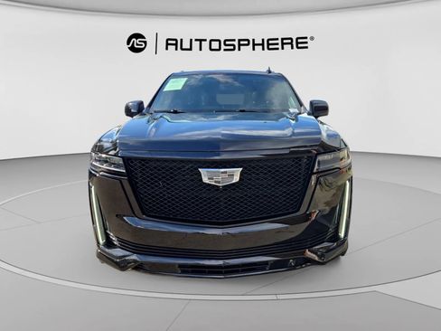 Used 2023 Cadillac Escalade Sport Platinum w/ LPO, ONYX Package AWD/4WD image 2