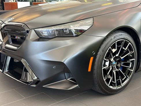 New 2027 BMW M5 w/ Executive Package AWD/4WD image 6