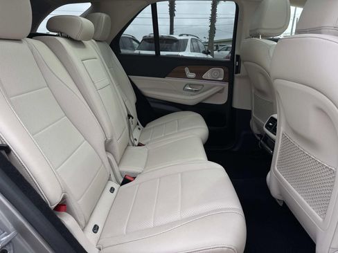 Used 2021 Mercedes-Benz GLE 350 4MATIC image 9