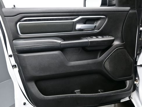 Used 2023 RAM 1500 Big Horn AWD/4WD image 12