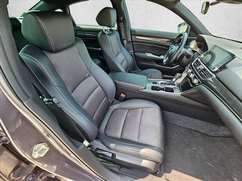 Used 2020 Honda Accord Sport image 19