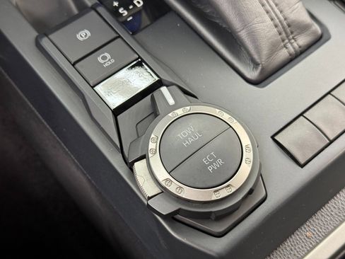 Used 2024 Toyota Tacoma SR5 w/ SR5 Upgrade Package image 31