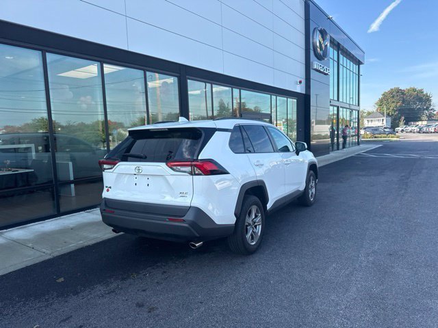 Used 2023 Toyota RAV4 XLE w/ Convenience Package AWD/4WD image 3