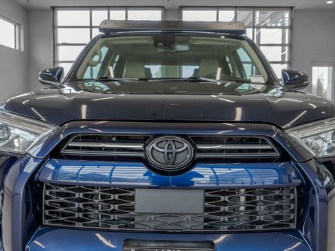 Used 2021 Toyota 4Runner SR5 Premium w/ Moonroof Package image 22
