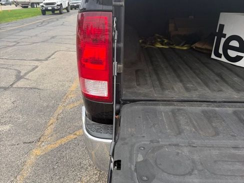 Used 2015 RAM 1500 Big Horn AWD/4WD image 18