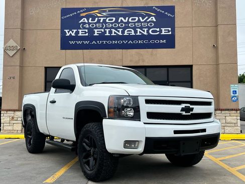 Used 2010 Chevrolet Silverado 1500 W/T w/ Skid Plate Package AWD/4WD image 1