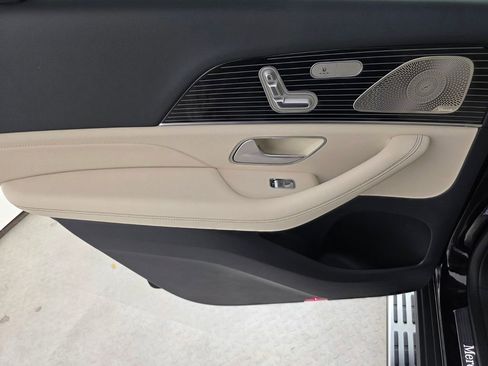 New 2026 Mercedes-Benz GLS 450 4MATIC image 14