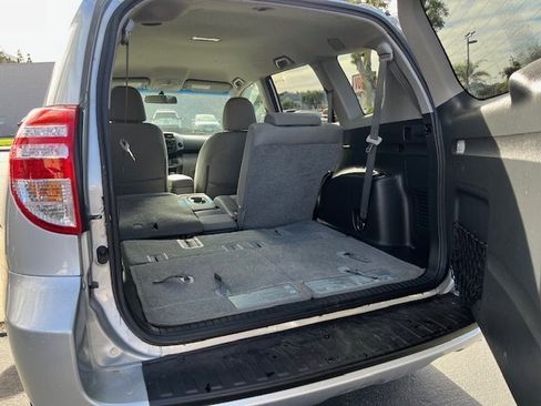 Used 2011 Toyota RAV4 2WD w/ Base L4 Extra Value Pkg image 9